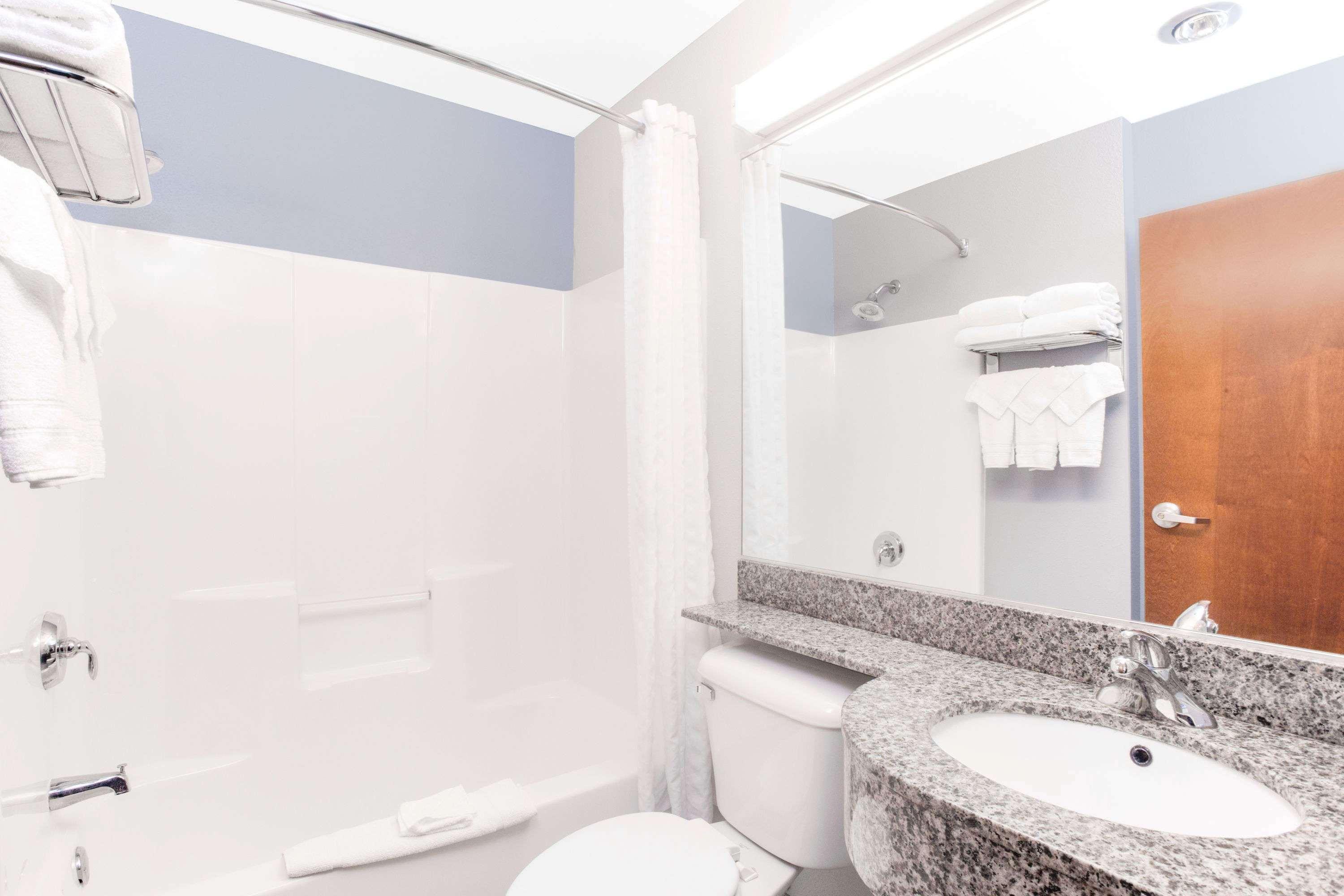 Microtel Inn & Suites Bath Eksteriør billede