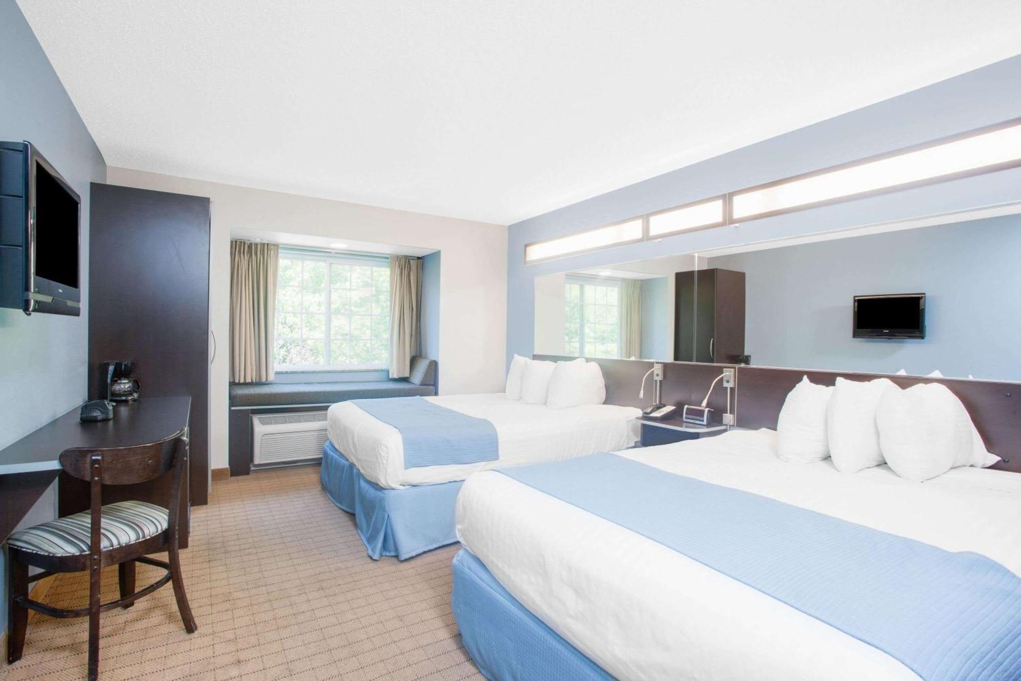 Microtel Inn & Suites Bath Eksteriør billede