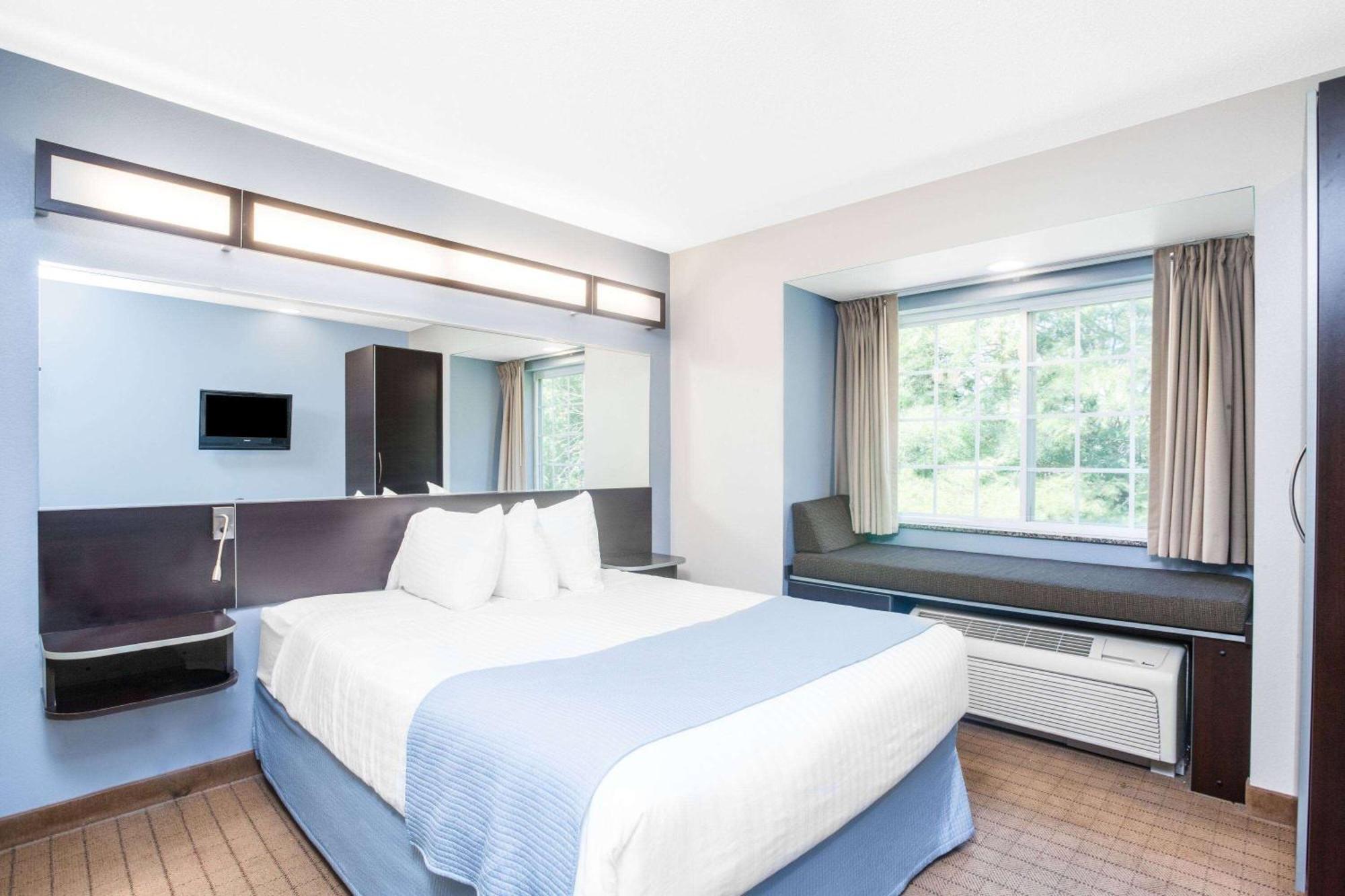 Microtel Inn & Suites Bath Eksteriør billede